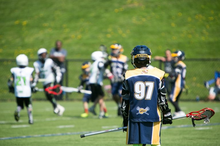 A Parent’s Guide to Choosing a Summer Lacrosse Camp